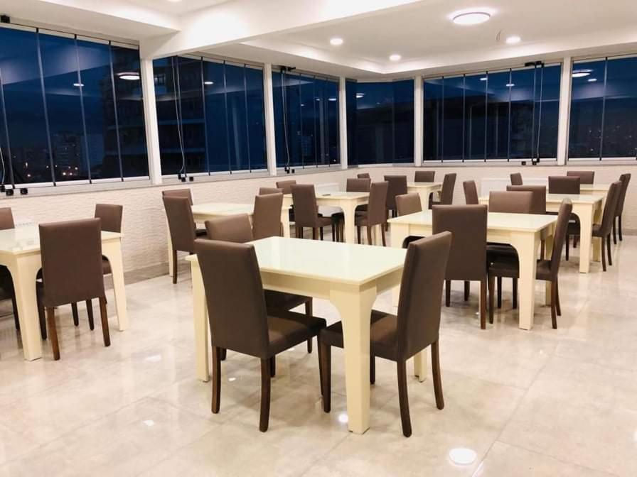 Batumi Hotel Bagian luar foto